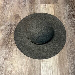 Girls Stylish Gray Wide-Brim Hat